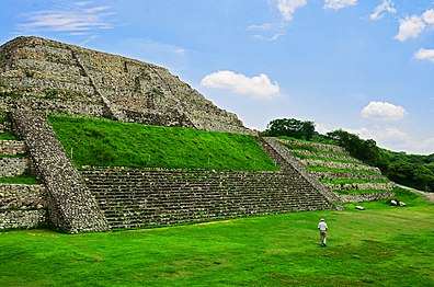 Xochicalco ruins