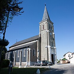 The church of Saint Pierre, in Buros