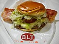 2011年4月26日から期間限定発売された、とびきりハンバーグサンドB.L.T.（スライスチーズ入り）とびきりハンバーグサンドチーズ