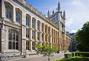 Maughan Library (1851) James Pennethorne, questo grande edificio neogotico incorpora una cappella medievale risalente al XIII secolo.