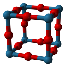 __ Re6+       __ O2- Structura cristalină a trioxidului de reniu