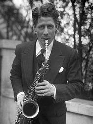 Rudy Vallée