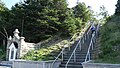 Escalier proche de la fontaine d'eaux.