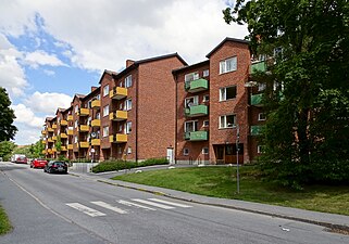 Hyreshus vid Bastuhagsvägen från 1952, arkitekt Curt Strehlenert.