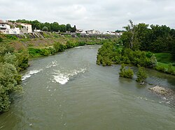 נהר הגארון ליד העיר קארבון