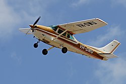A Cessna 182P