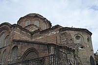 Mosquée Eski Imaret - dome et côté