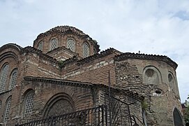 Cúpula y lateral de la mezquita de Eski Imaret