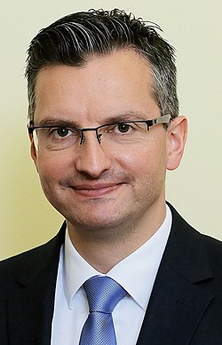 Pääministeri Šarec syyskuussa 2018