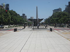 View of the Obelisco from a Metrobús station