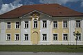 Ehemaliges Schloss Spielberg, dann Franziskanerinnen-Altenheim, sog. Cajetansstift