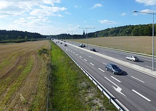 Södertäljevägen västerut vid Botkyrka 2014