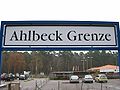 Stationsschild des Haltepunktes Ahlbeck Grenze