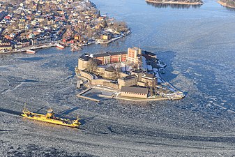 Kastellet från luften under vintertid.