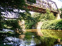 Eisenbahn- und Fußgängerbrücke Wupperschleife