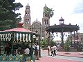 Plaza de armas. Chihuahua, al fondo la Catedral