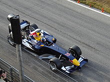 Photo de la Red Bull RB2 de Christian Klien en essais hivernaux