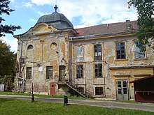 Façade de l'aile nord, pas encore rénovée, en 2008.