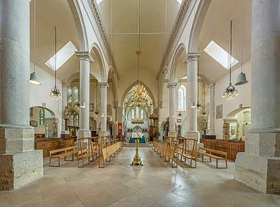Choir of Portsmouth Cathedral, by Diliff