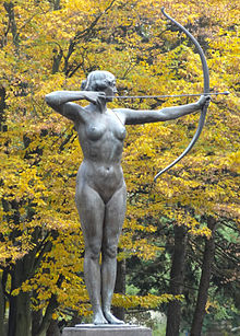 揚·科哈諾夫斯基公園的弓箭手雕塑