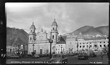 Bogotá Cathedral in 1950. Banco de la República Collection.[7]