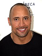 Dwayne Johnson interprète Luke Hobbs