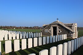 Le cimetière militaire.