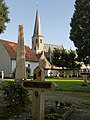 Loppem, church (parochiekerk Sint Martinus) and churchyard