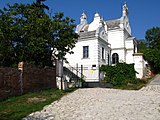 Sala cerimoniale del cimitero e sede della Chevra Kadisha