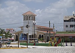 Puerto Morelos plaza