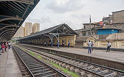 Slave Island railway station is located within, nearby or associated with the Slave Island Grama Niladhari Division