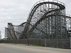 Twisted Sisters à Six Flags Kentucky Kingdom