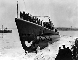 USS Shad (SS-235) launching, Portsmouth Navy Yard, Kittery, ME., 15 April 1942.