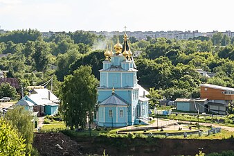 Вид на храм с Зимёнковского холма