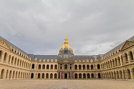 Honorary Courtyard (French: Cour d'Honneur) with National colors.