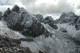 Вид на высочайший пик хребта Гроссе Зандшпитце.