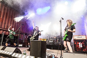 Heriot performing at the 2023 Full Force festival in Ferropolis, Germany. From left to right: Erhan Alman, Jake Packer, Julian Gage and Debbie Gough.