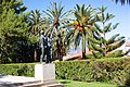 Una de las esculturas de los Jardines del Príncipe, en Tortosa.