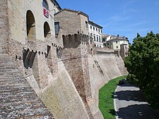 Les remparts de la ville de Jesi