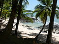 Plage de l'île Saint-Joseph.