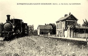 La gare vers 1910 (on distingue nettement les deux voies).