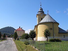 Igreja em Mníšek nad Hnilcom.