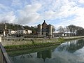 Le château au pied des gaves réunis.