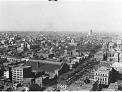 Le Champ-de-Mars, 1947