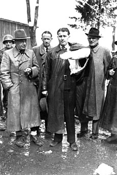 Dornberger and Von Braun after being captured by the Allies.