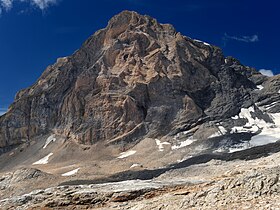 Le versant est du Ferdenrothorn avec le Ferdengletscher à ses pieds.