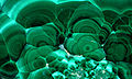 Cu2CO3(OH)2 in green malachite