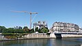 Vue de la grue de chantier de réparation de la cathédrale Notre-Dame de Paris, vu de l'arrière.