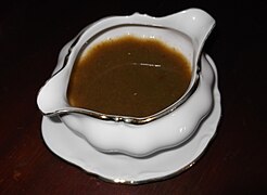 تكيمالي ( صلصة جورجية مصنوعة من خوخ الكرز الحامض)