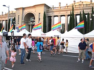 Декорисани део Барселоне где су се одржавали догађаји у оквиру Gay pride манифестације 2011.